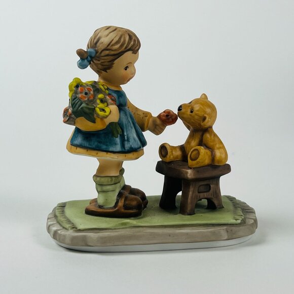 Hummel Goebel 1998 "With Love" BH 66 Figurine Girl & Teddy Bear  Porcelain - Picture 4 of 10
